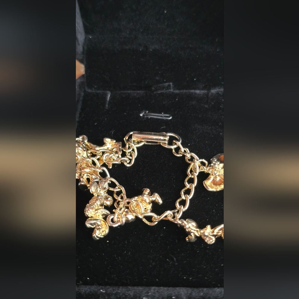 Vintage Walt Disney Charm Bracelet Mickey Minnie Goofy Dumbo Tinkerbell Donald - Picture 2 of 15